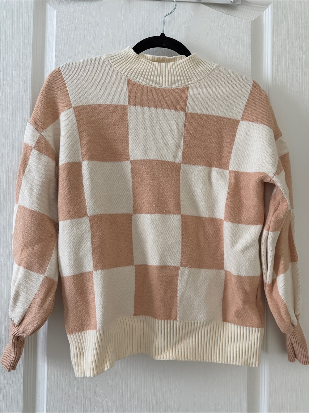 Checkerboard Crewneck Sweater - Cream & Light Peach